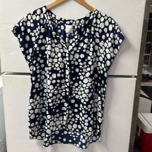 Misa polka dot top size medium